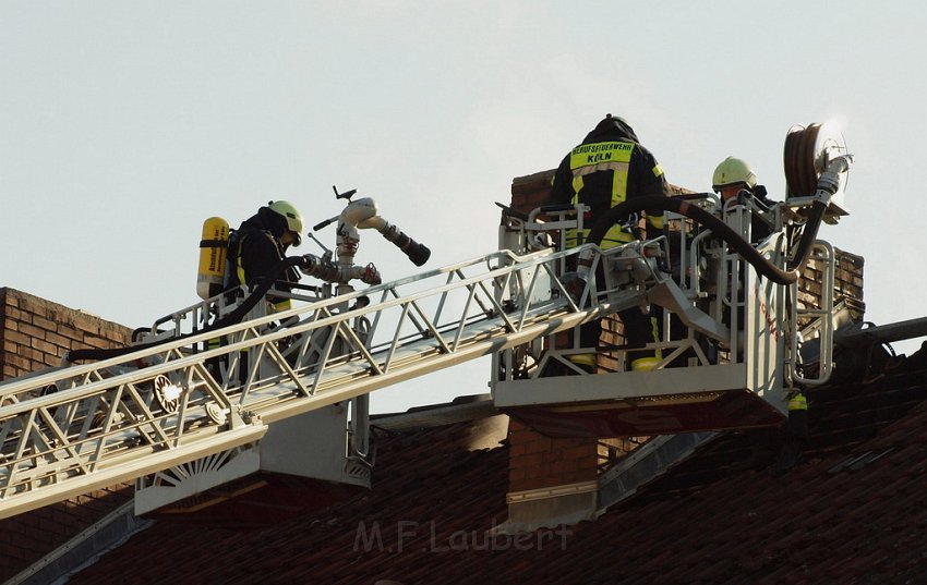 Feuer Koeln Niehl Graditzerstr P037.JPG